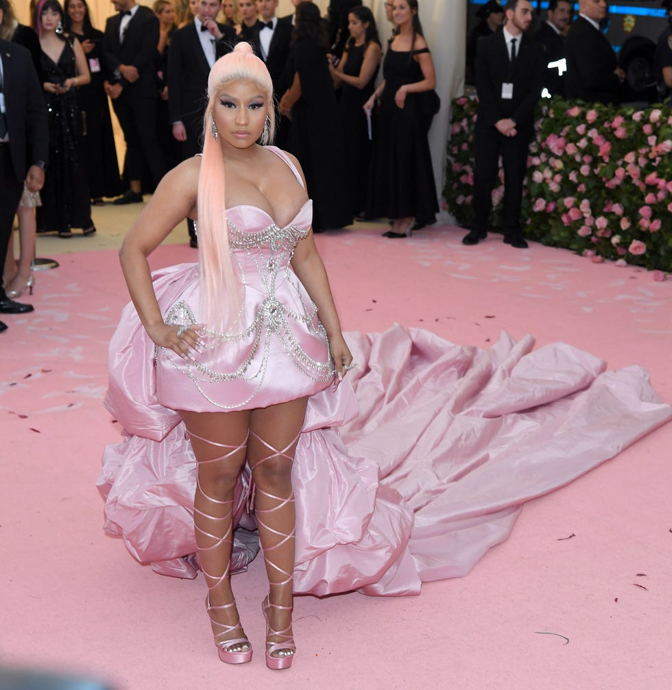 Nicki Minaj Dazzled In Burberry In Grand Return To Met Gala, Fans