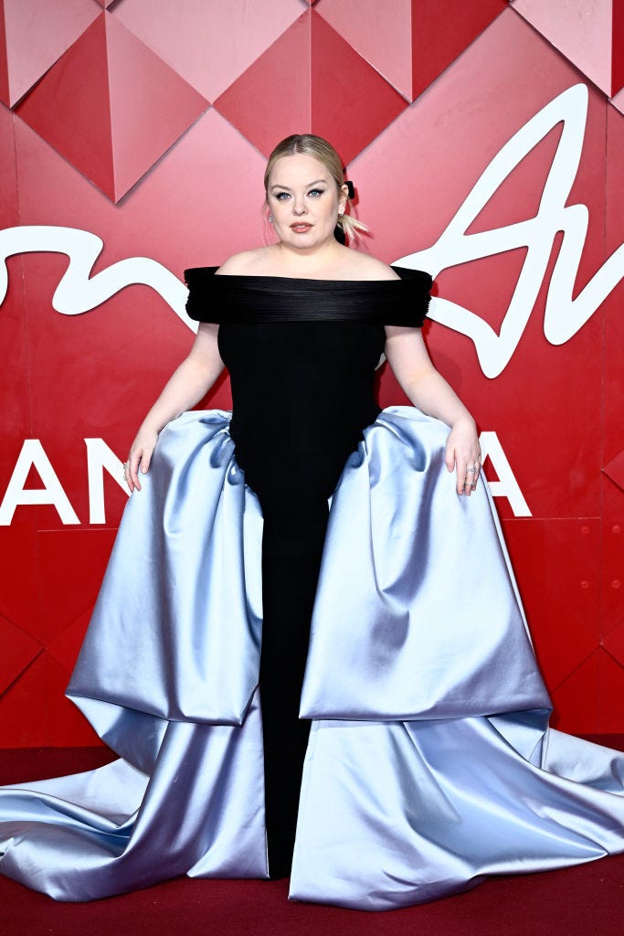 london, england december 02 nicola coughlan attends the fashion awards 2024 presented by pandora at the royal albert hall on december 02, 2024 in london, england pH๏τo by gareth cattermolegetty images for bfc