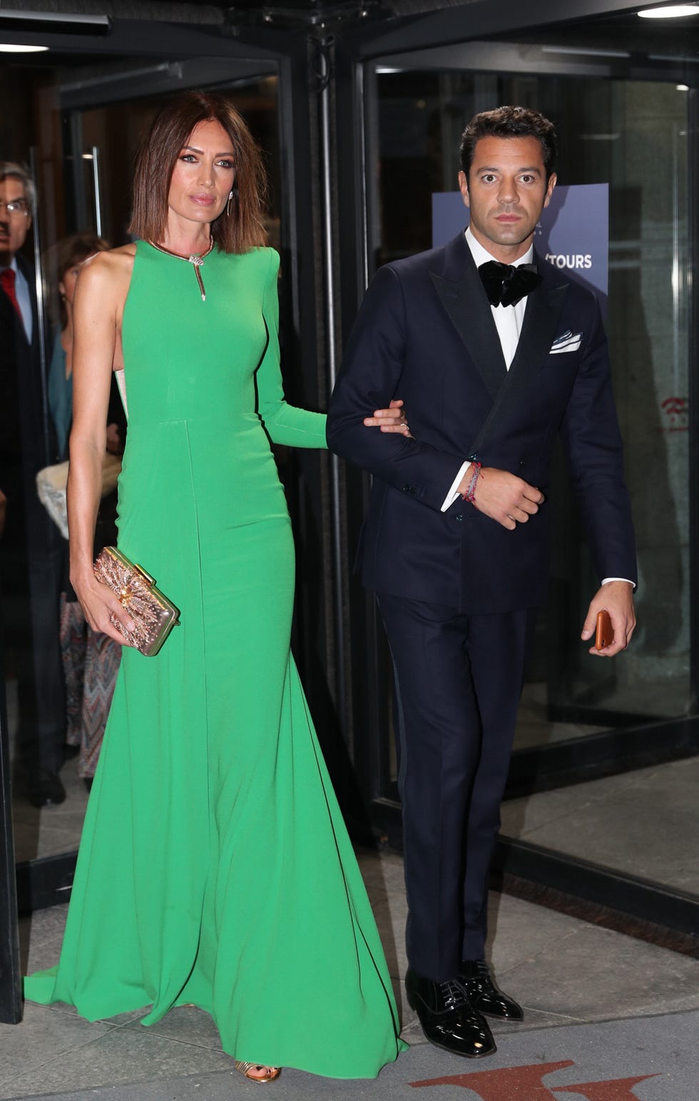 Suit, Clothing, Formal wear, Dress, Green, Shoulder, Tuxedo, Fashion, Event, Gown, 
