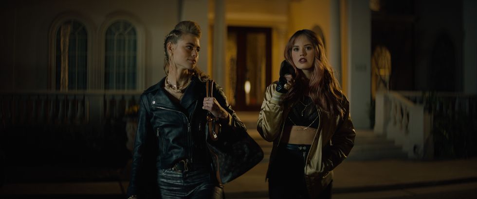 debby ryan as blaire and lucy fry as zoe in night teeth