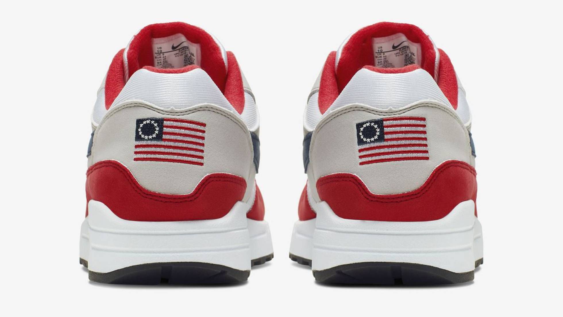 Basura silencio espiritual Nike retira sus 'ofensivas' Nike Air Max 1 USA por racistas