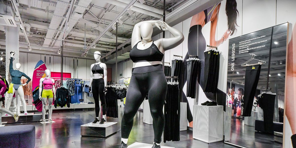 usa maniquíes de tallas grandes en su tienda de Londres - La ropa de deporte 'plus size' de Nike