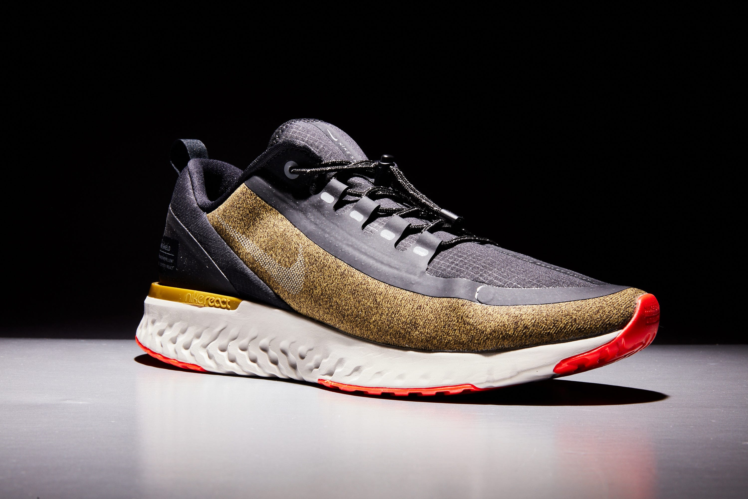 Nike Odyssey React Shield