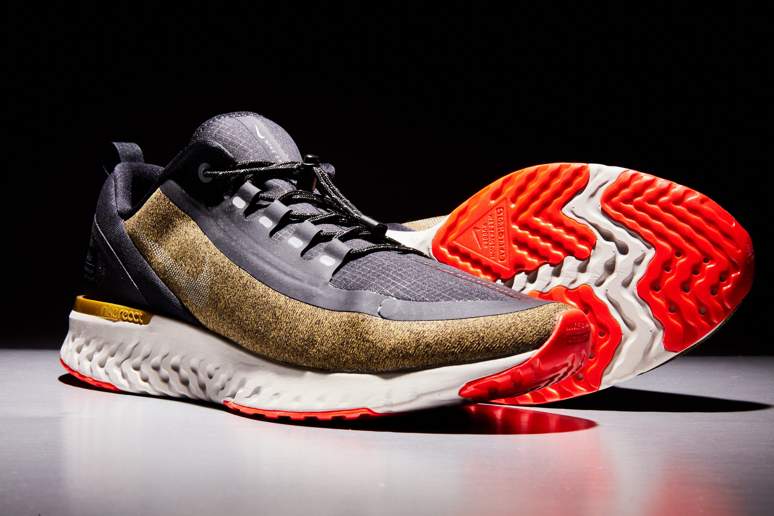 Nike Odyssey React Shield