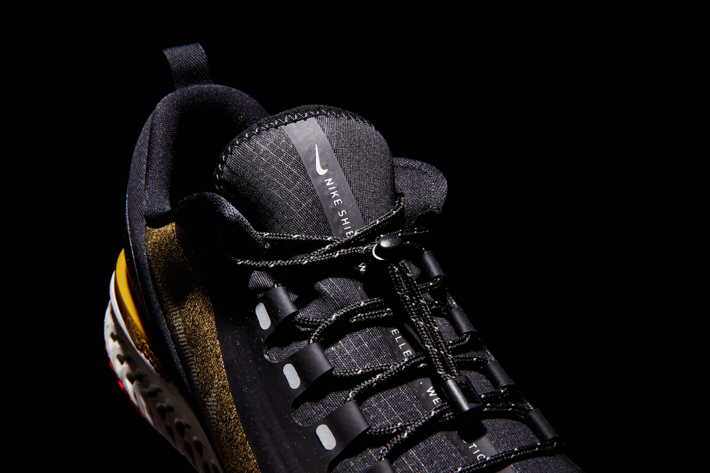 Nike Odyssey React Shield