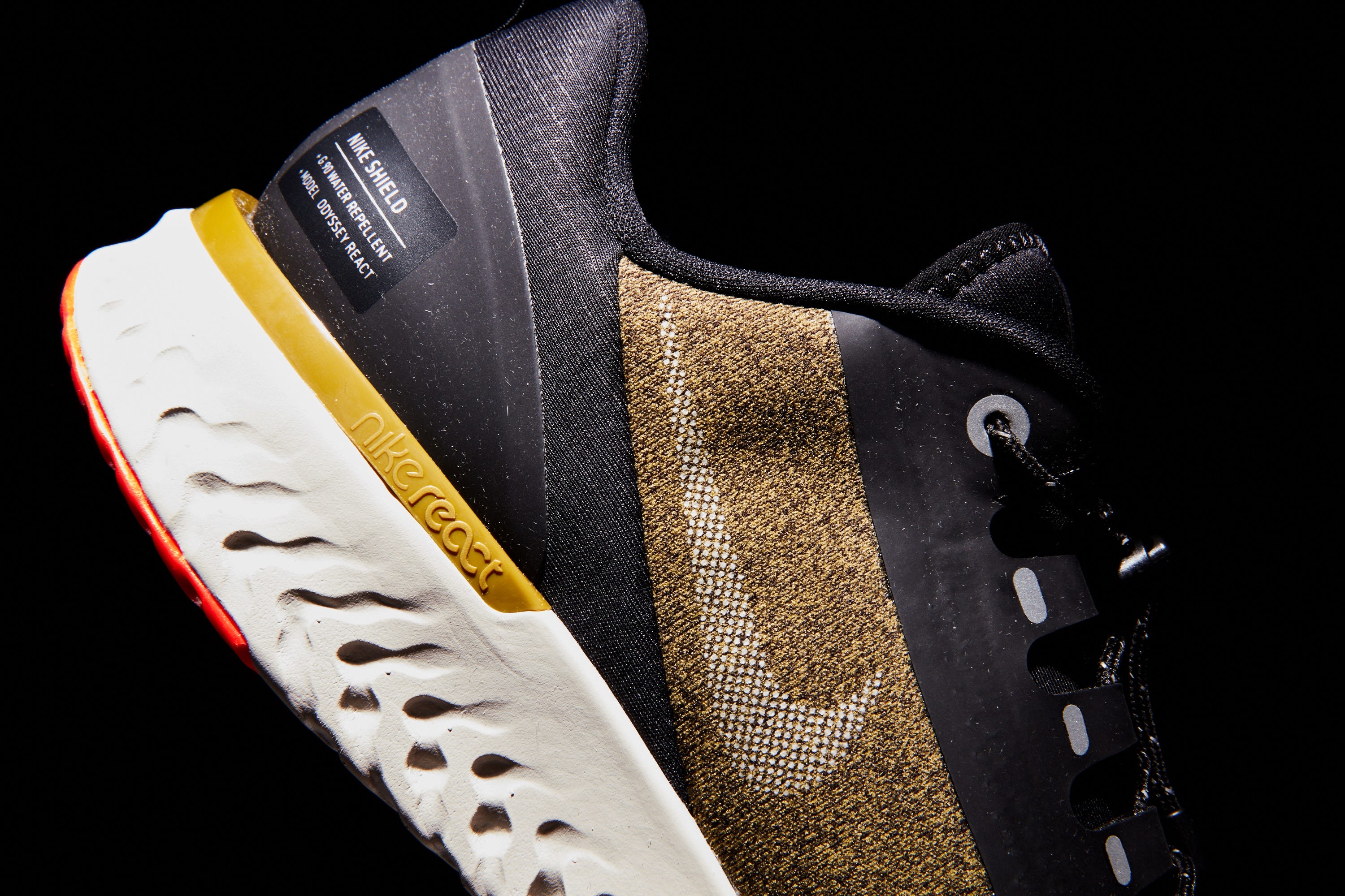 Nike Odyssey React Shield