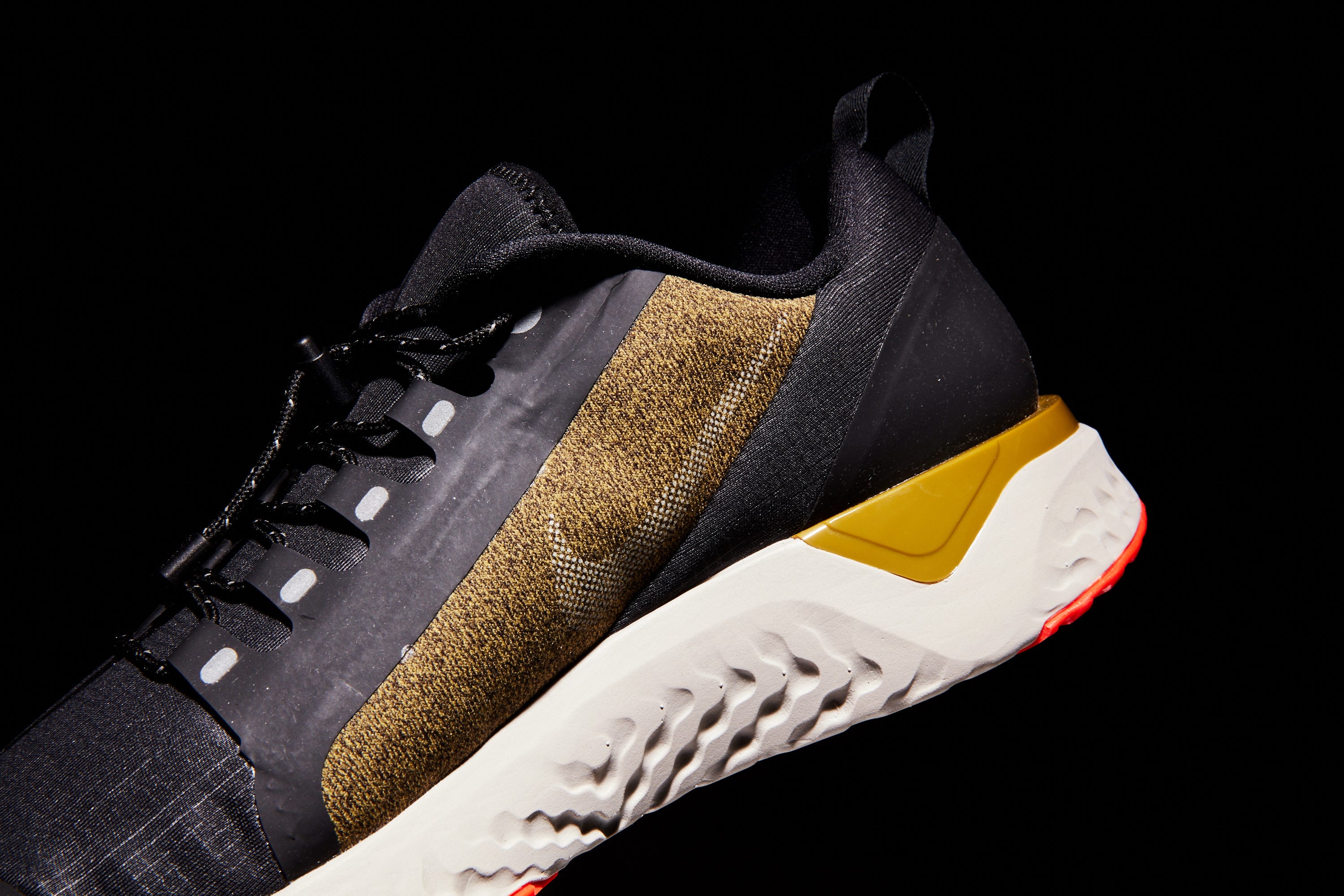 Nike Odyssey React Shield