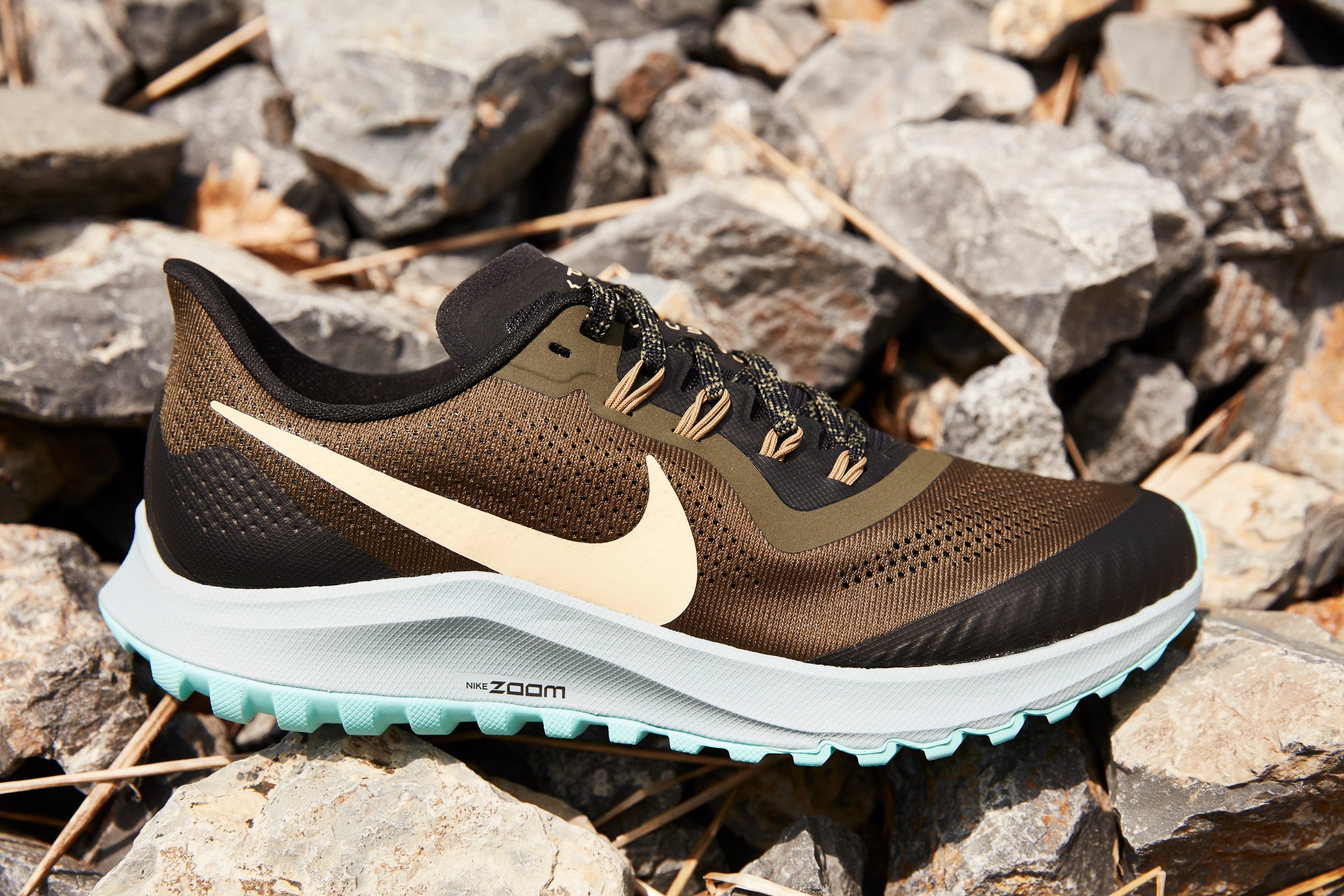 Shoe, Footwear, Outdoor shoe, Running shoe, White, Walking shoe, Brown, Cross training shoe, Sneakers, Nike free, 