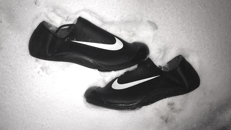 Shoe, Footwear, Black, White, Walking shoe, Athletic shoe, Black-and-white, Outdoor shoe, Style, 