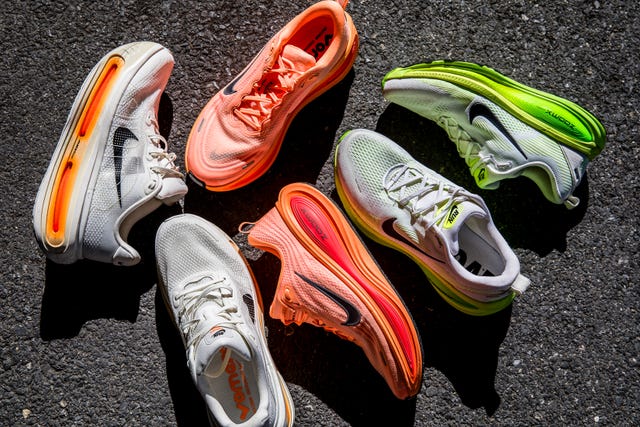 Nike sort vomero 18 plus and premium