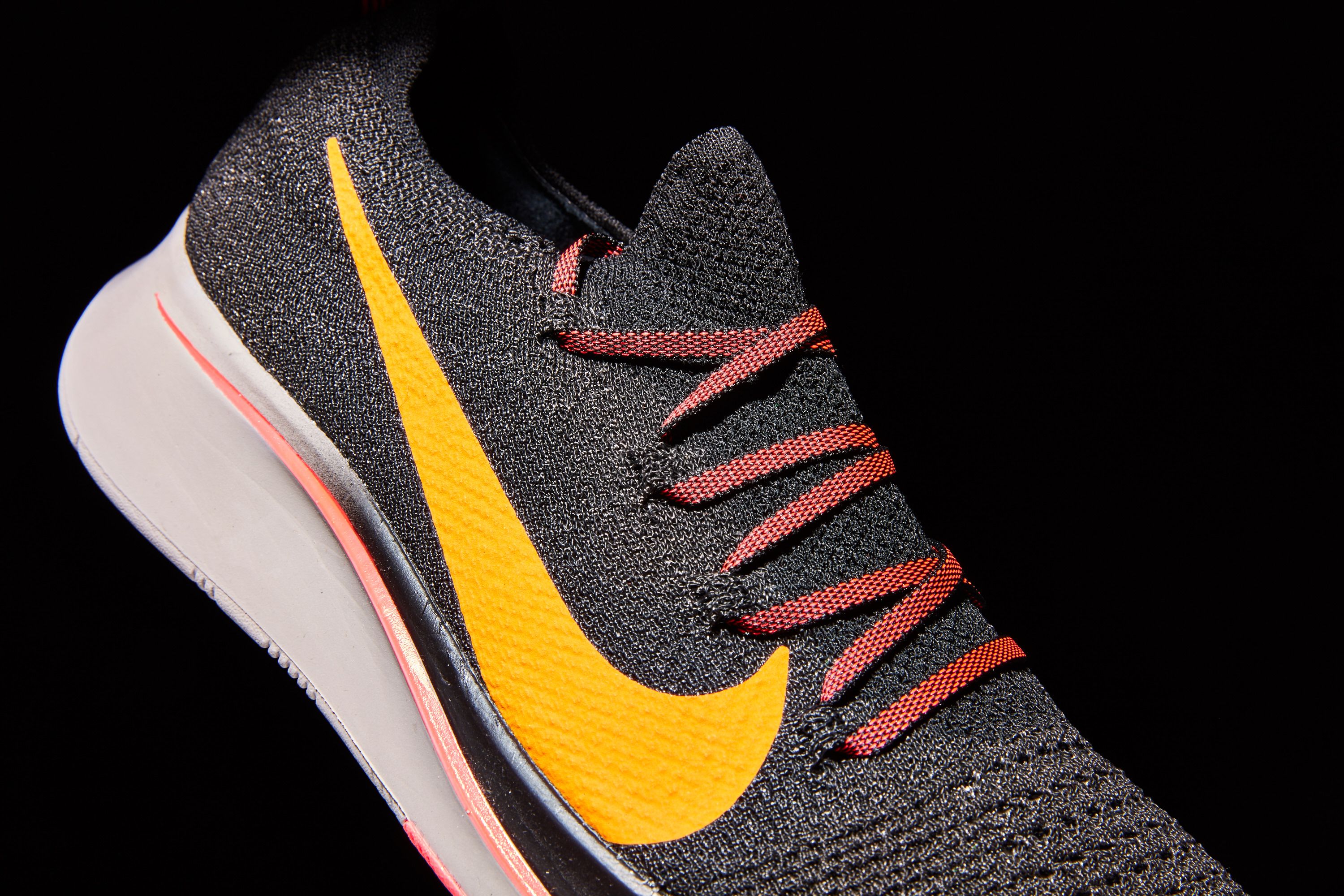 Ellendig Verbeteren oorlog Nike Zoom Fly Flyknit Review - Nike Running Shoes