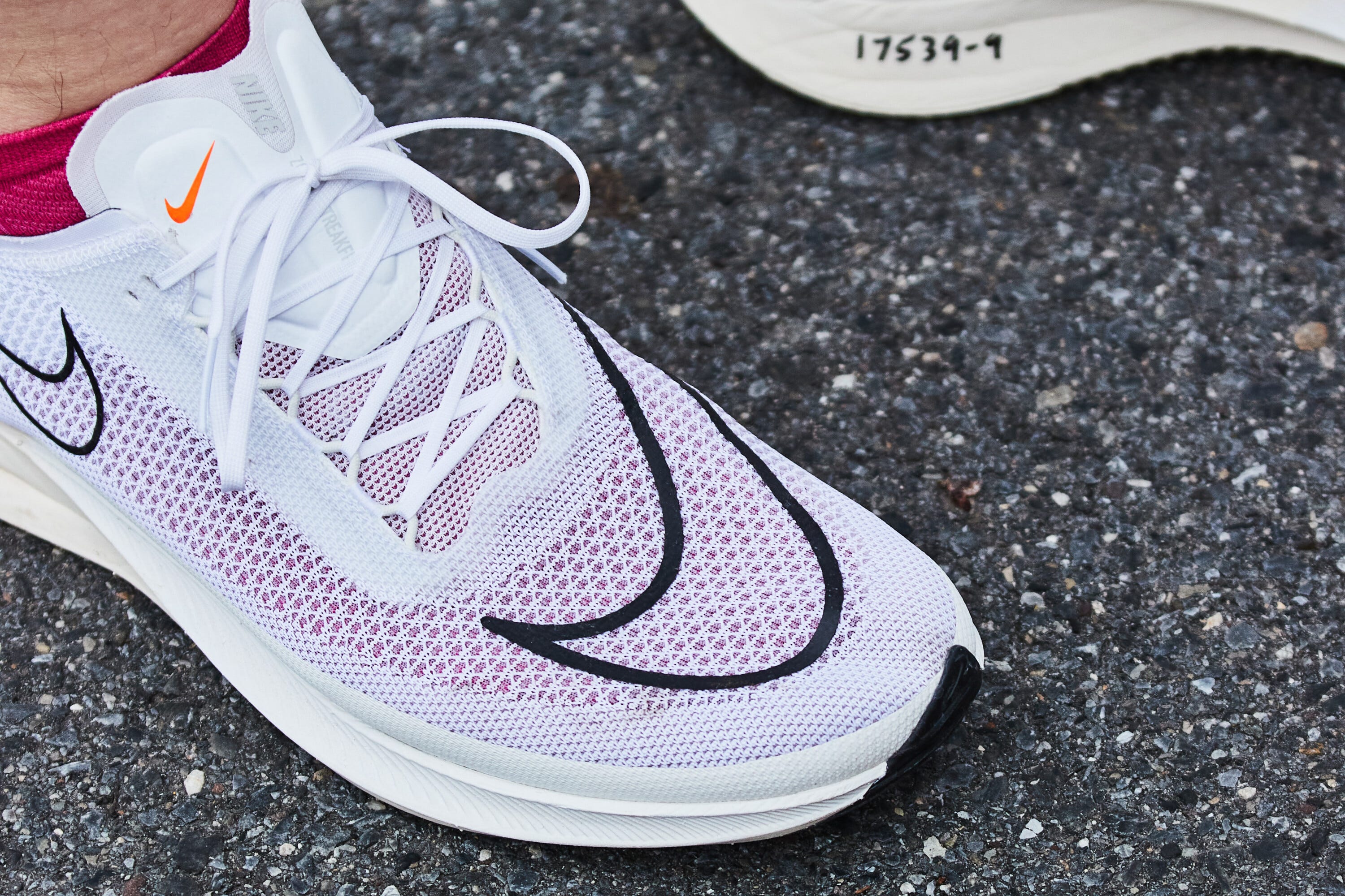 nike zoomx streakfly