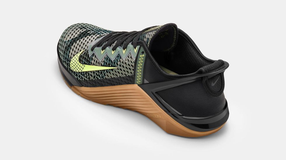 the new nike metcon 6 training shoe from an overhead angle