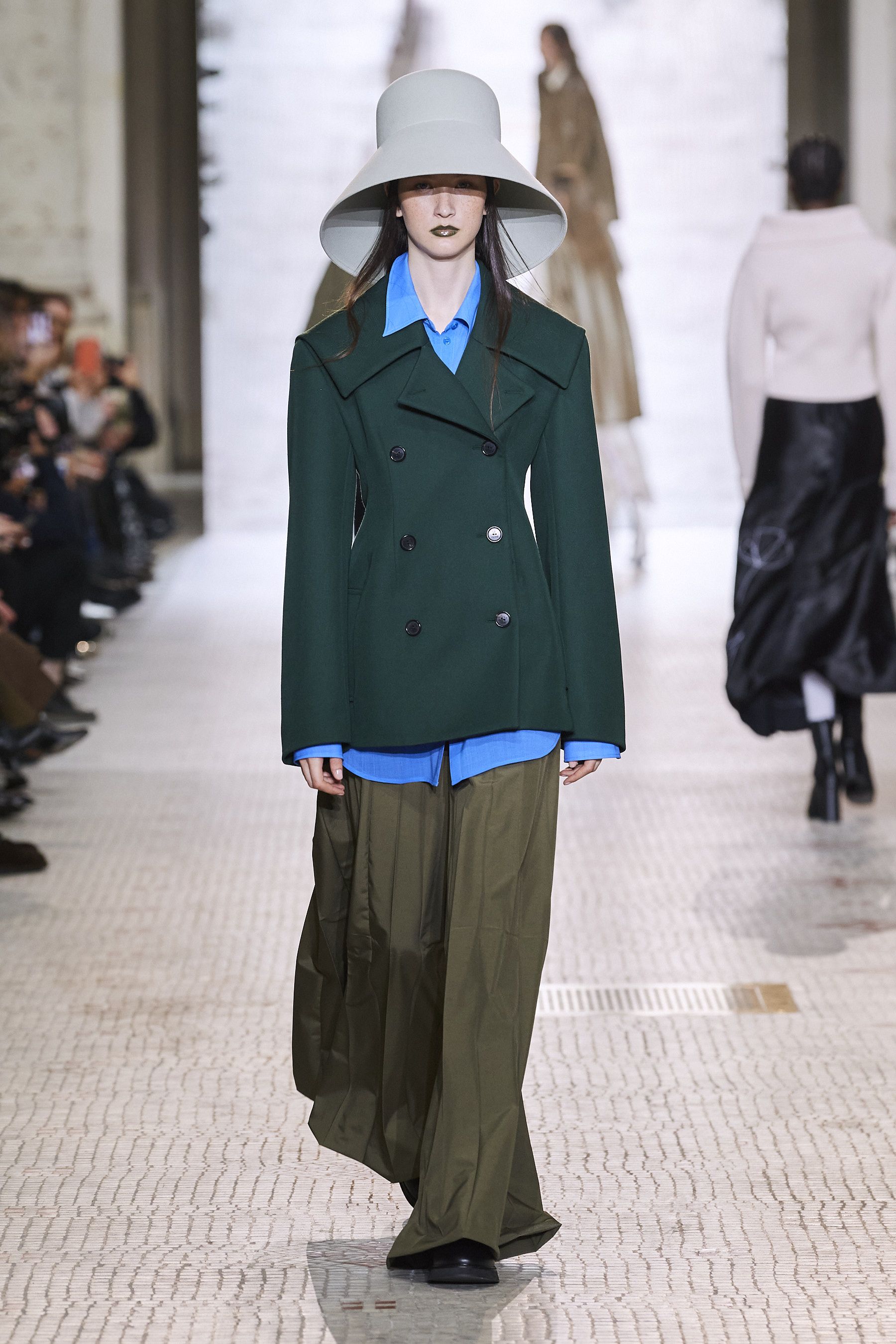 NINA RICCI】「ニナ リッチ」2023年秋冬、新クリエイティブ