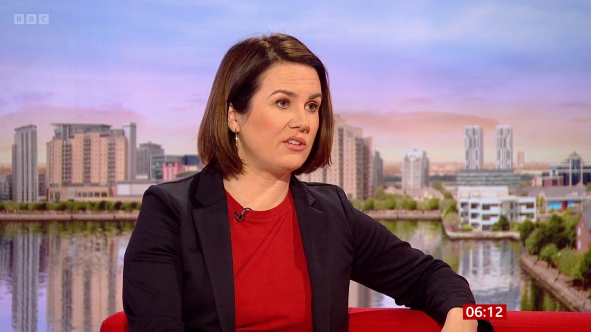 nina warhurst, bbc breakfast