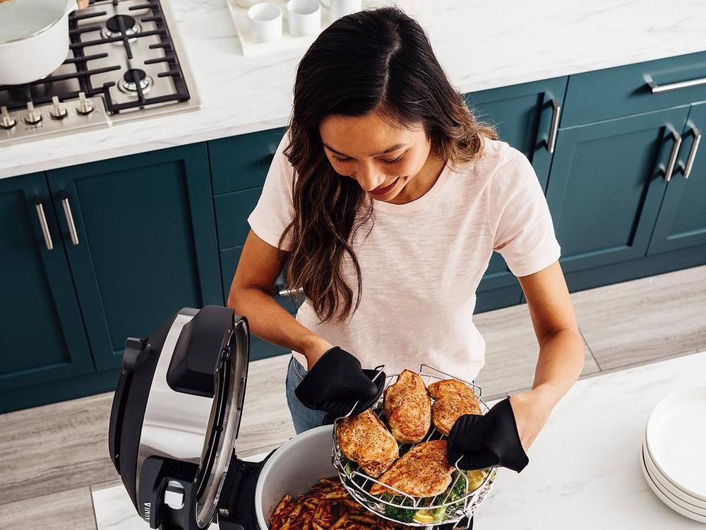 The  Air Fryer Basket Liner That's Easy to Clean