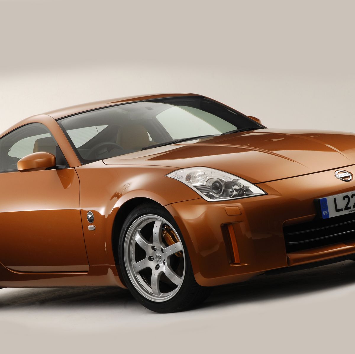 Your Guide to Nissan 350Z Car Covers