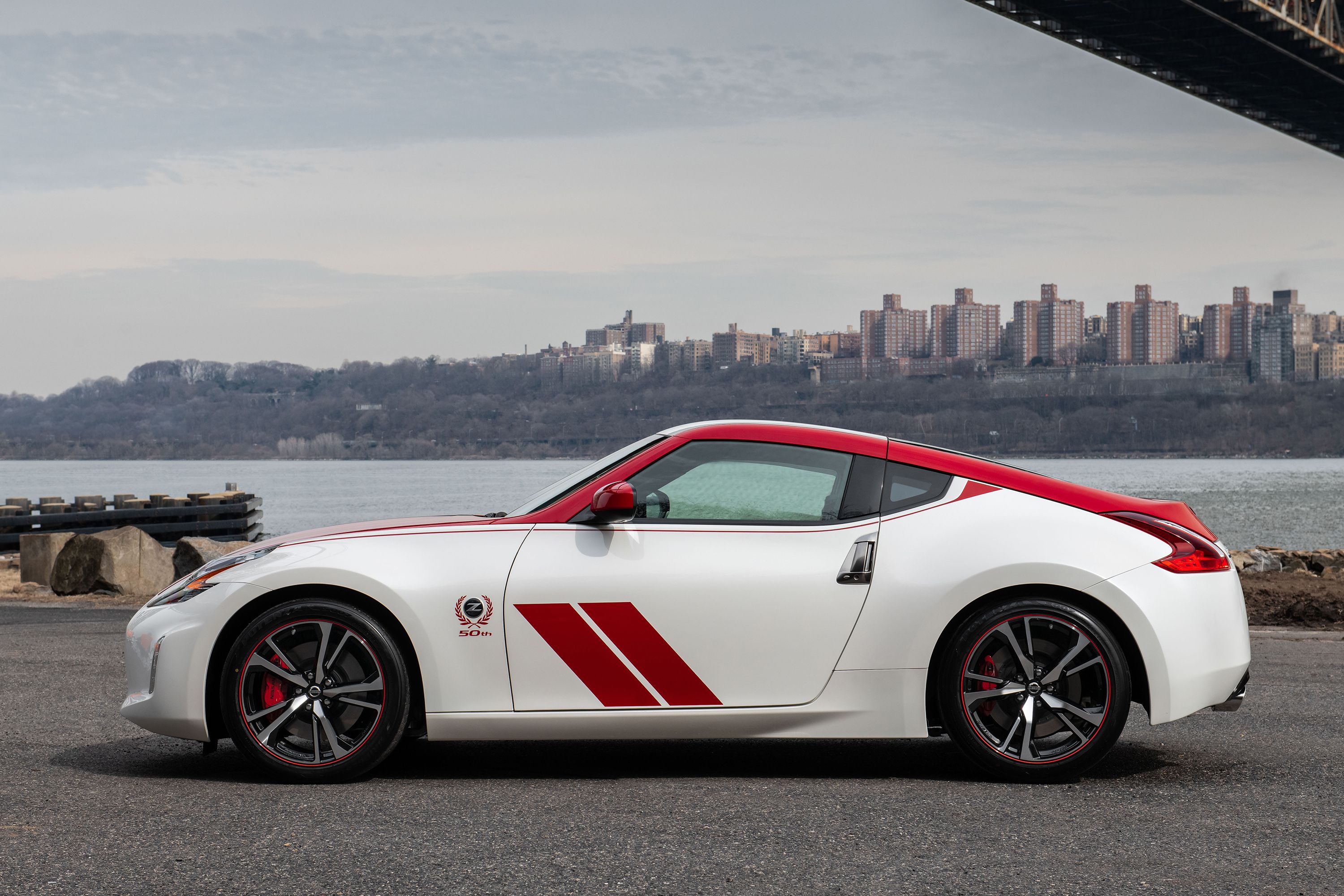 2020 Nissan 370Z 50th Anniversary Edition Pays Tribute to a Legend
