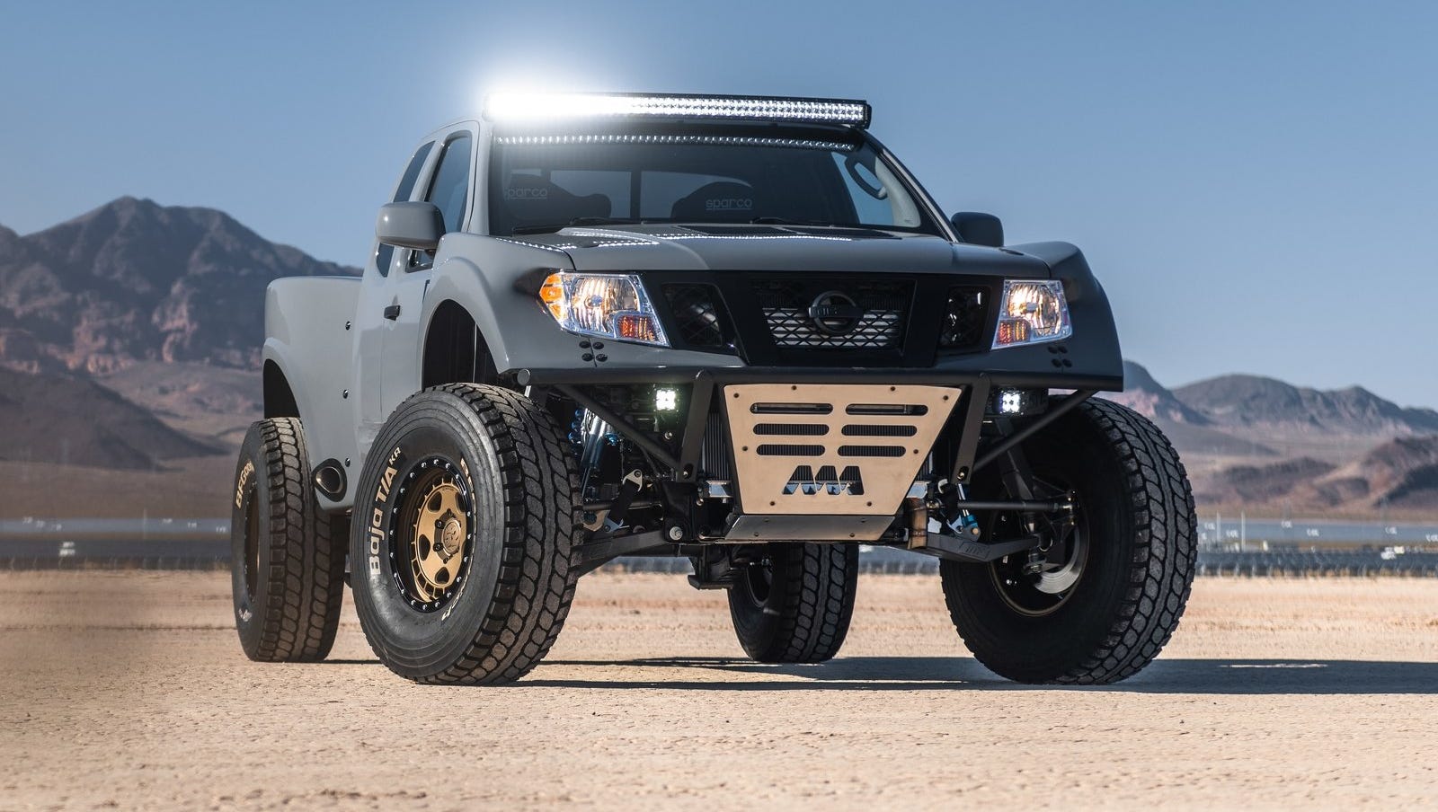 Nissan Frontier Desert Runner