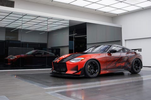 depan nissan z gt4