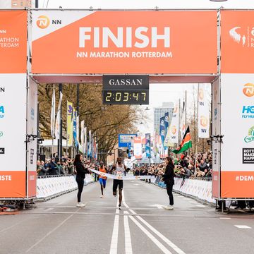 bashir abdi finish nn marathon rotterdam