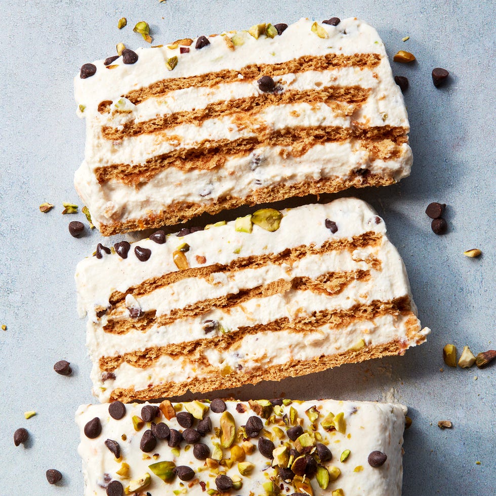 layered cannoli icebox cake