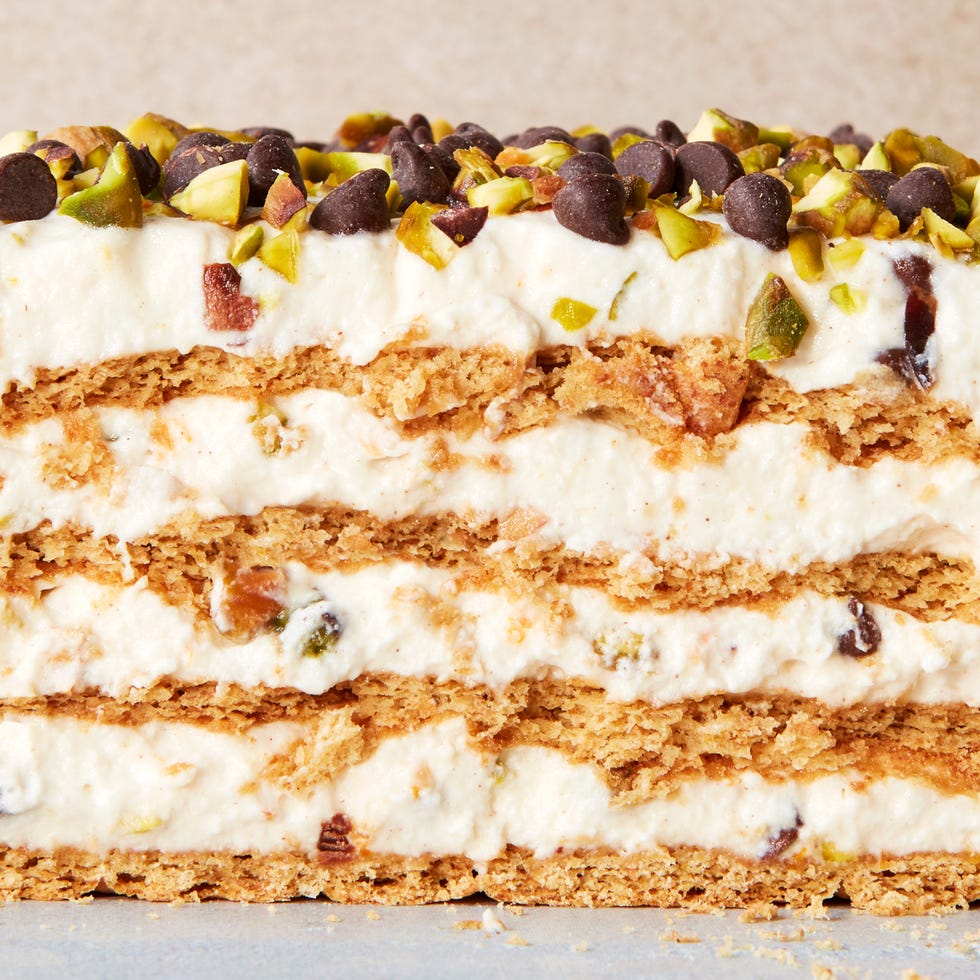 layered cannoli icebox cake