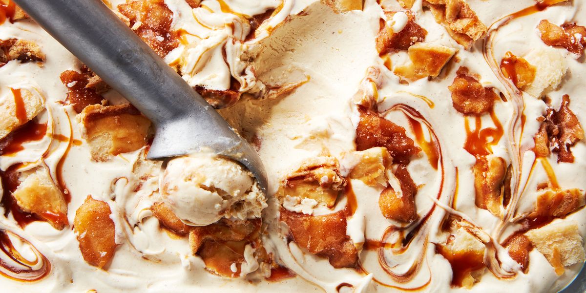 Best No Churn Caramel Apple Pie Ice Cream Recipe How To Make Apple Pie Ice Cream 