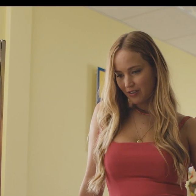 643px x 643px - First trailer for Jennifer Lawrence's new raunchy comedy No Hard Feelings