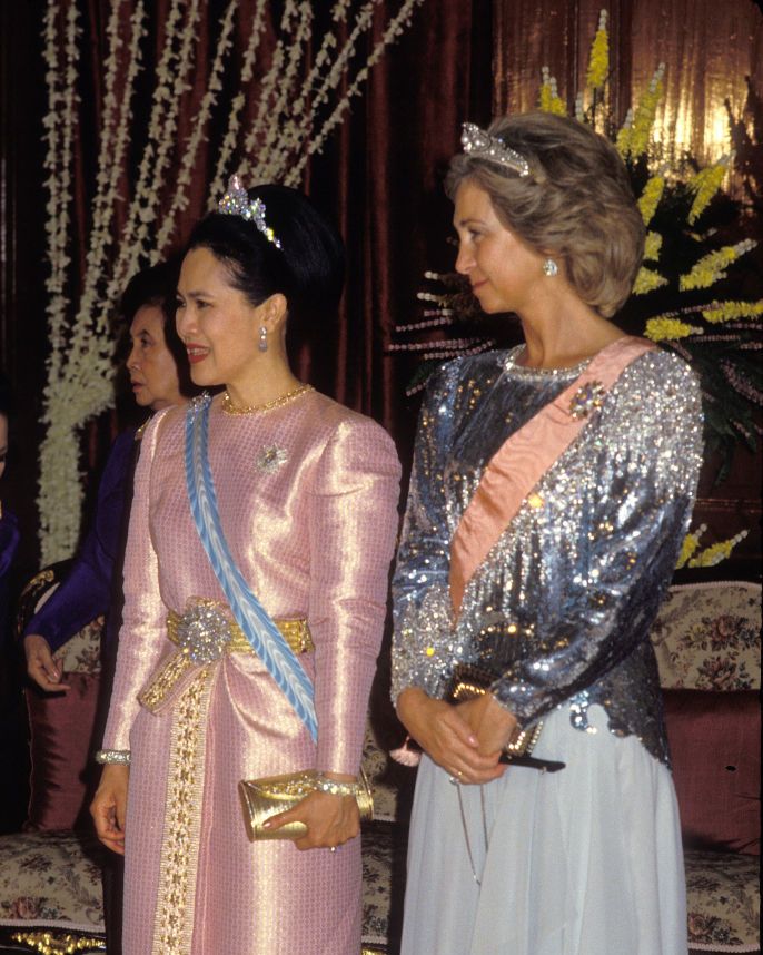 轟動全球皇室「受詛咒的藍鑽」！泰國與沙烏地王室結怨30多年，珠寶竊盜案竟背負6條人命