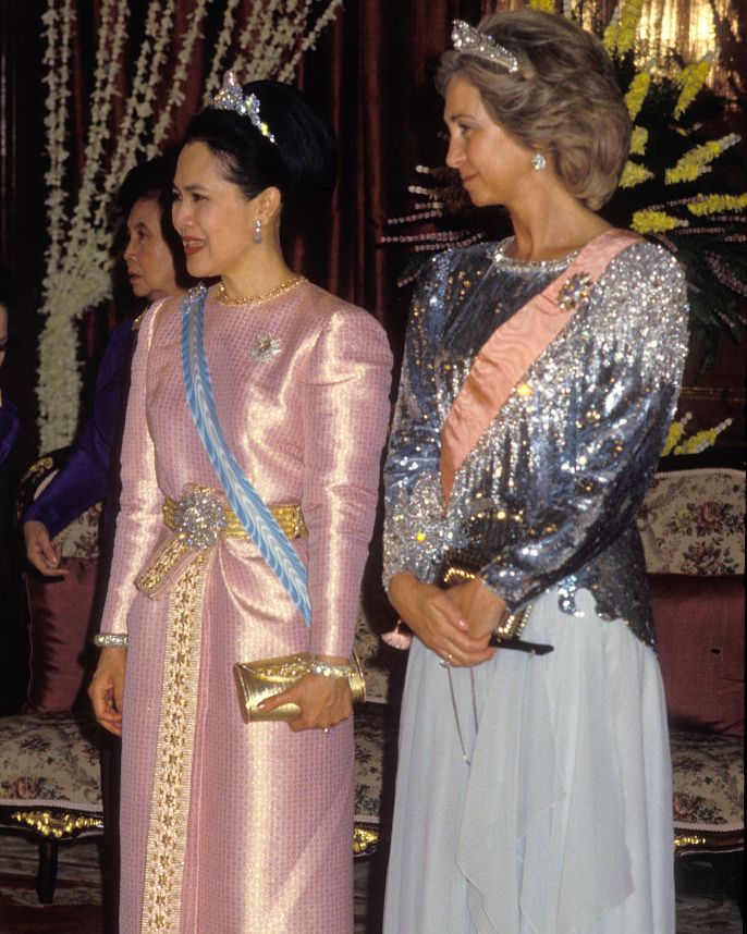 轟動全球皇室「受詛咒的藍鑽」！泰國與沙烏地王室結怨30多年，珠寶竊盜案竟背負6條人命