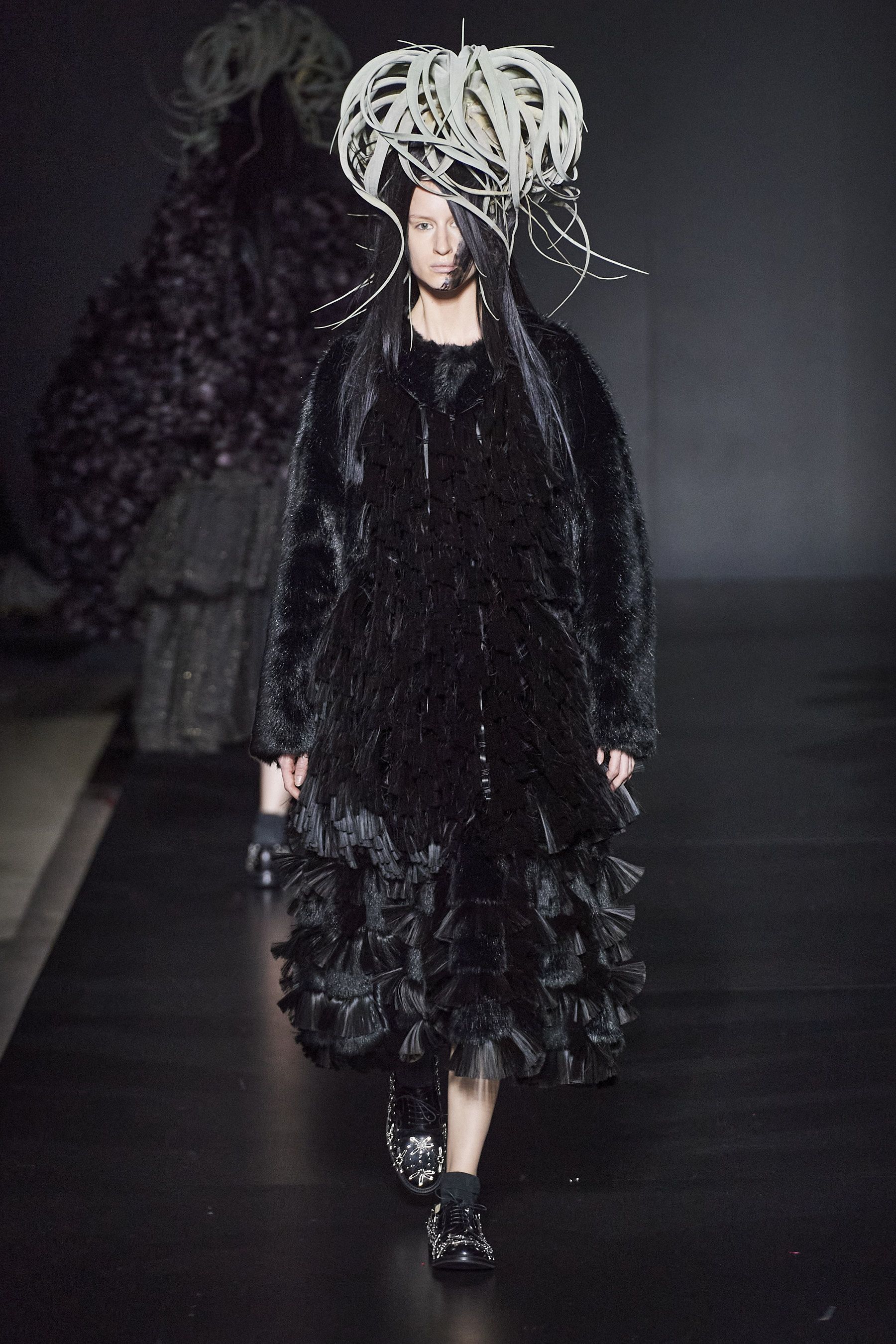 ノワール・ケイニノミヤ」（NOIR KEI NINOMIYA）｜2020秋冬コレクション