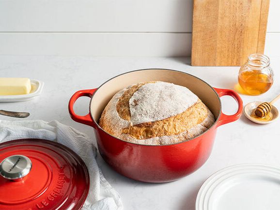 Le Creuset Fall Sale 2023: Save 30 Percent on Baking Dishes and Other  Stoneware