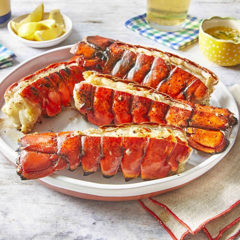 nontraditional thanksgiving dinner ideas like grilled lobster tail
