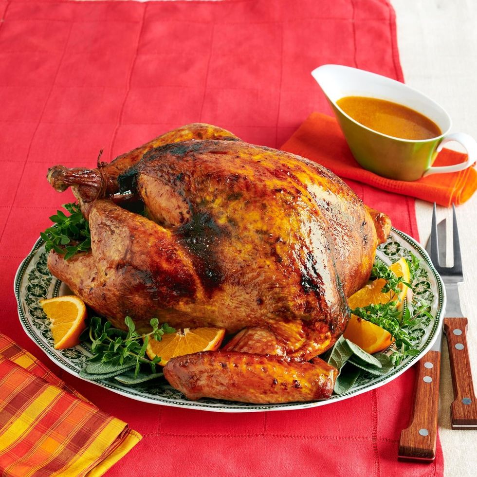 Non Traditional Thanksgiving Dinner Ideas Honey Chipotle Glazed Turkey 64b6e65547c74 ?crop=1xw 0.9991673605328892xh;center,top&resize=980 *