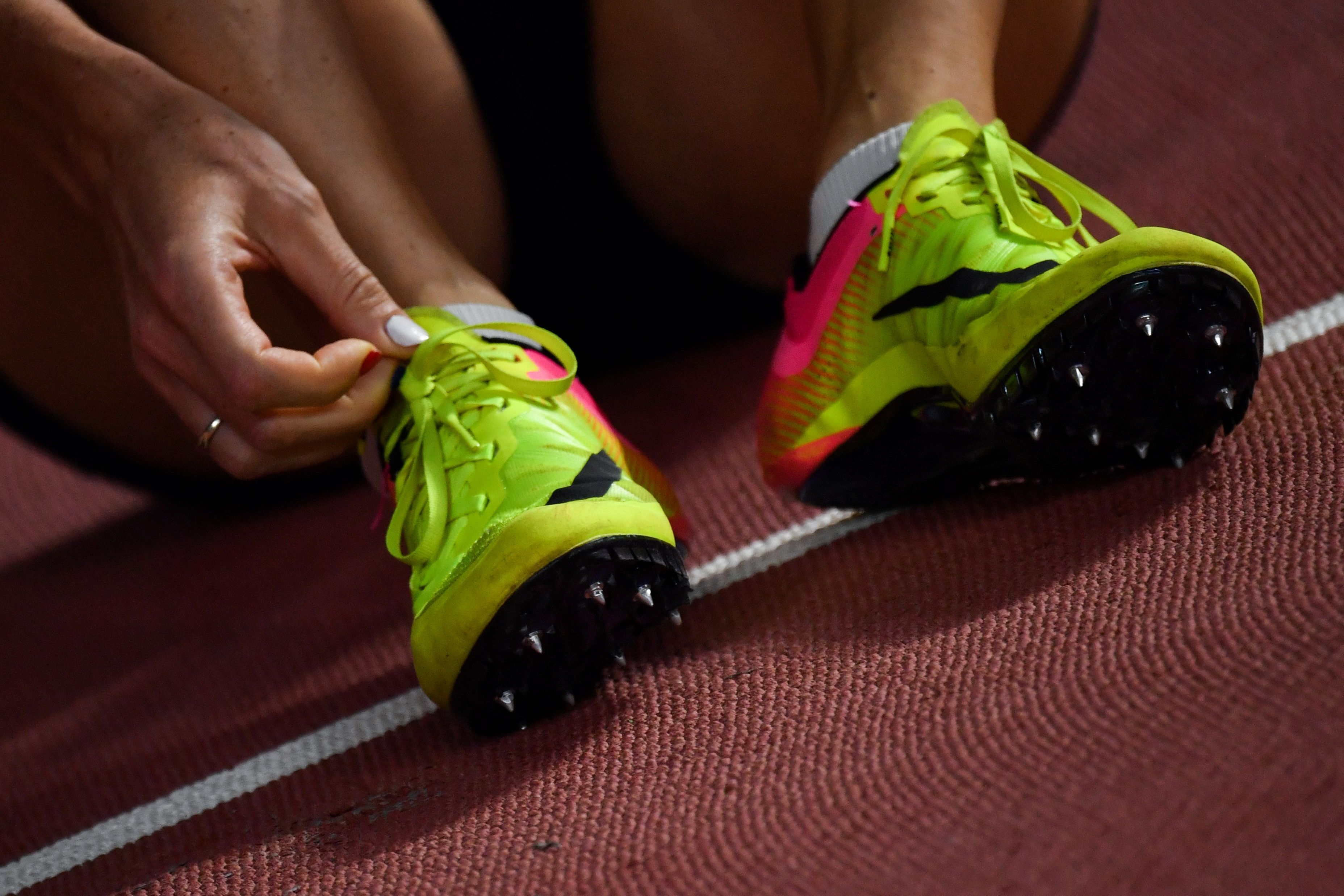melón Móvil Asimilación Las zapatillas de atletismo, limitadas 2cm de altura en 2024