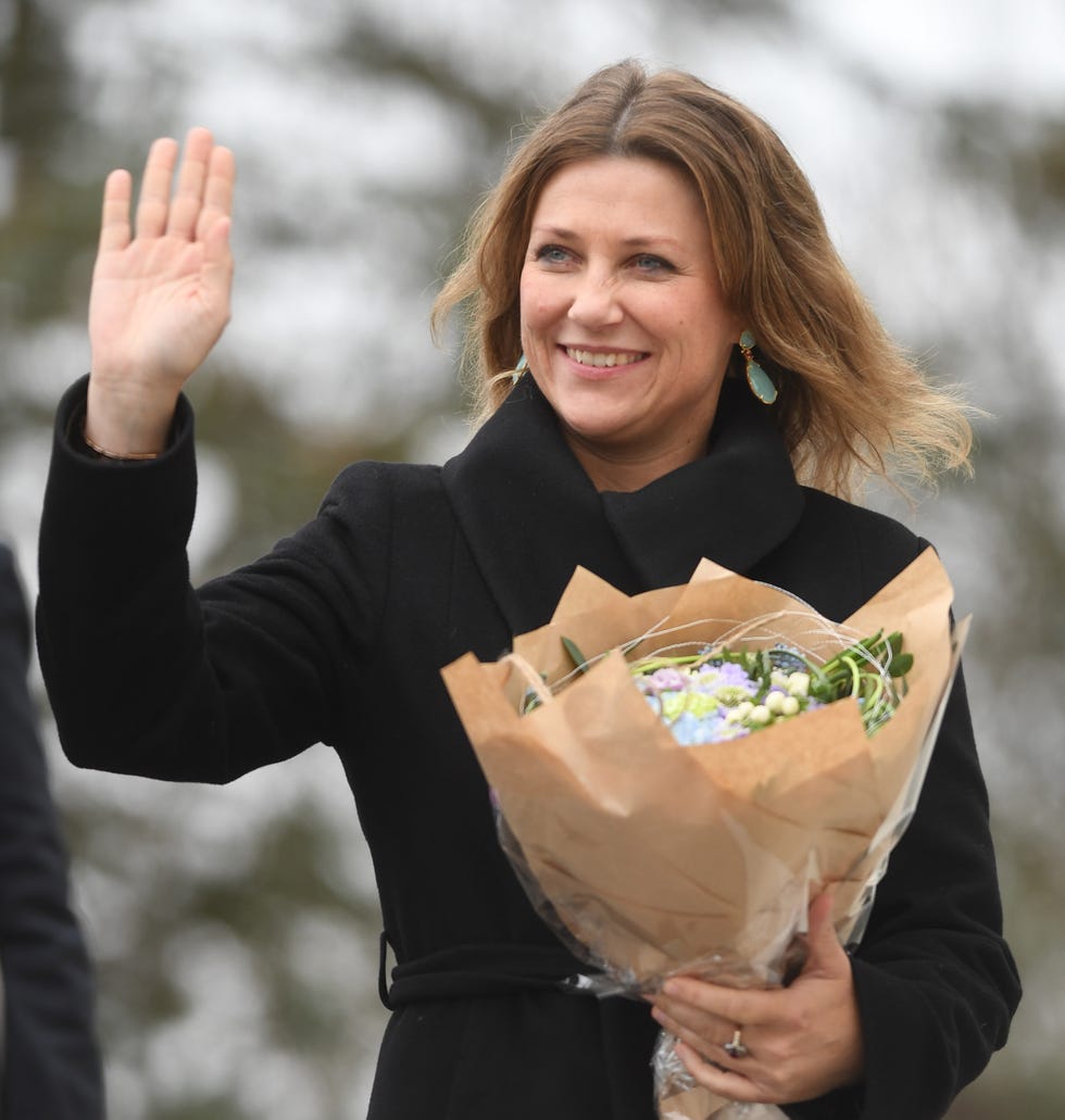 princess martha louise visits kurland school