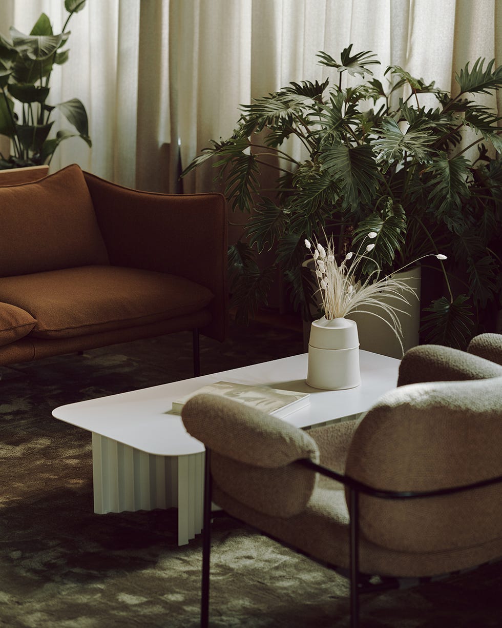 Living room furniture by Note Design Studio