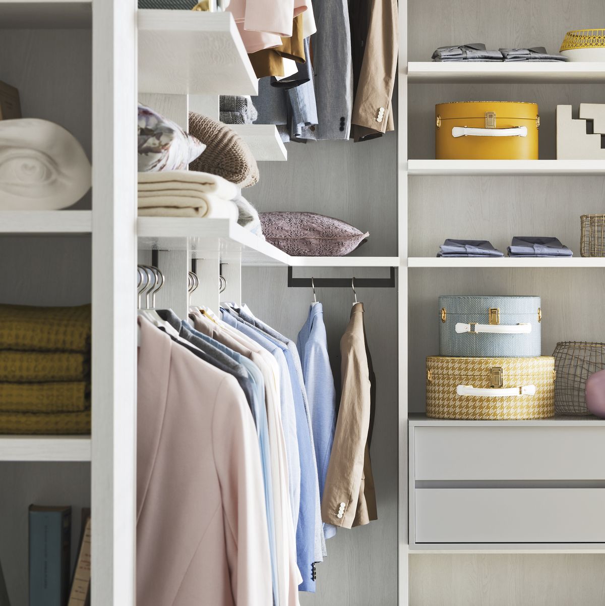 10 Tips for a FUNCTIONAL Walk-In Closet or Dressing Room 