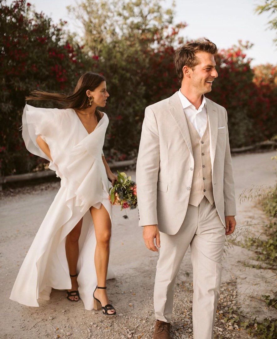 La novia española de los vestidos más bonitos para una boda civil