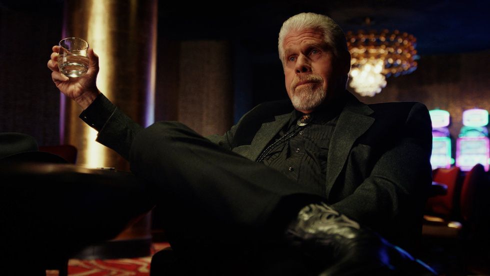 poker face “the hook episode 110 pictured l r ron perlman as sterling frost sr photo by peacock