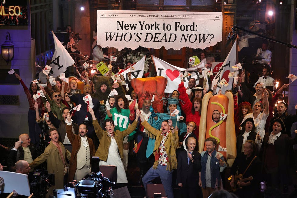 snl50: the anniversary special pictured: (l r) paul shaffer, scarlett johansson, alex moffat, emil wakim, chloe fineman, james austin john, paul rudd, lin manuel miranda, devon walker, taran killem, ana gasteyer, john mulaney, kristen wiig, kenan thompson, pete davidson, maya rudolph, kate mckinnon as rudy giuliani, sarah sherman as michael bloomberg, will forte, jason sudeikis, david spade, adam driver, kyle mooney, cecily strong, beck bennett, and nick jonas on february 16, 2025 (photo by: theo wargo/nbc)