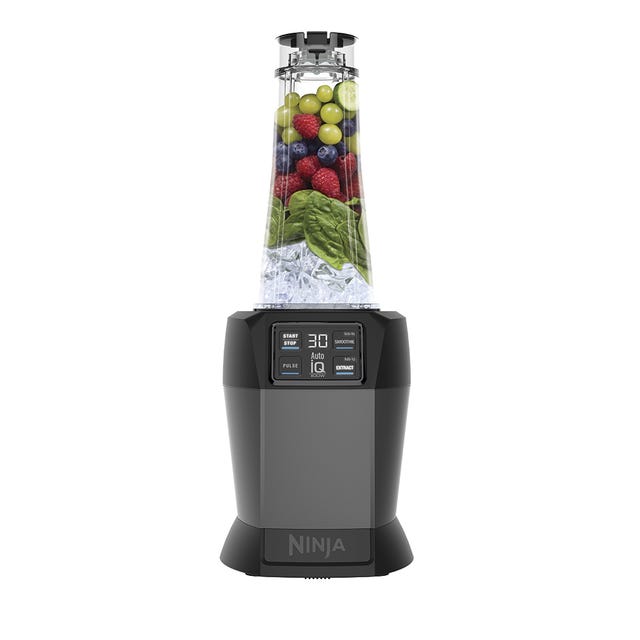 https://hips.hearstapps.com/hmg-prod/images/nutrininja-personal-blender-with-freshvac-technology-bl580ukv-129-99-www-ninjakitchen-eu-3-1546445132.jpg?crop=1xw:1xh;center,top&resize=640:*