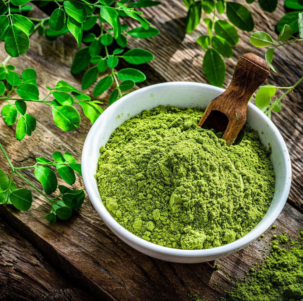 Moringa: Health Benefits, Side Effects & How to Use