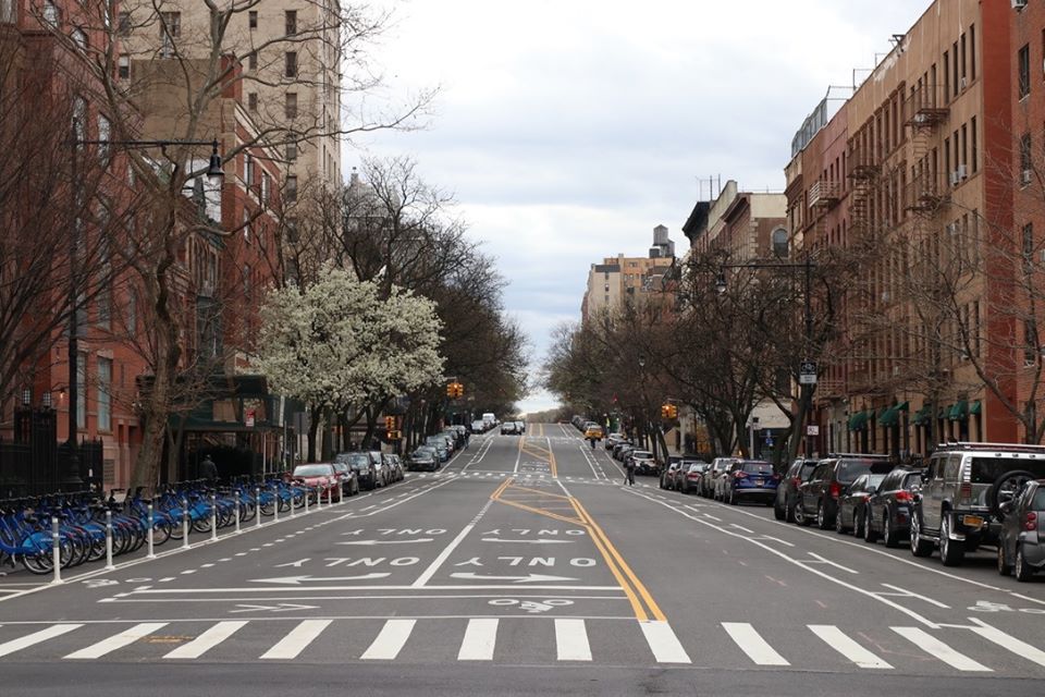 Streets remain quite in New York City, 新型コロナウイルス, 感染, ニューヨーク, 黒部エリ, Eri Kurobe, 戦争