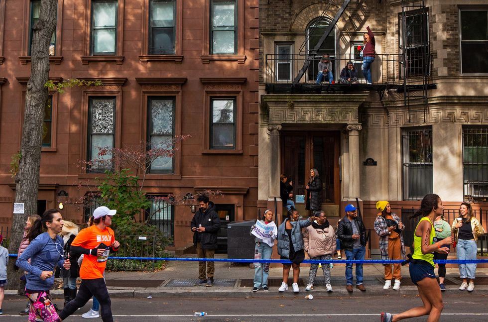 new york city marathon spectators