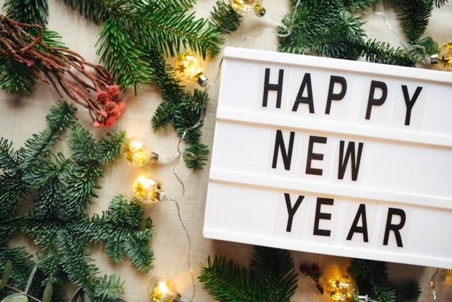 Brilliant craft ideas for New Year's Eve decorations