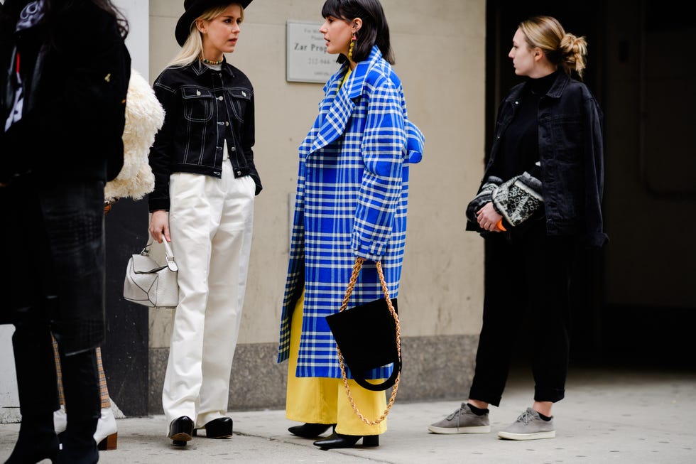 Fashion, Street fashion, Plaid, Tartan, Pattern, Design, Textile, Human, Outerwear, Fashion design, 
