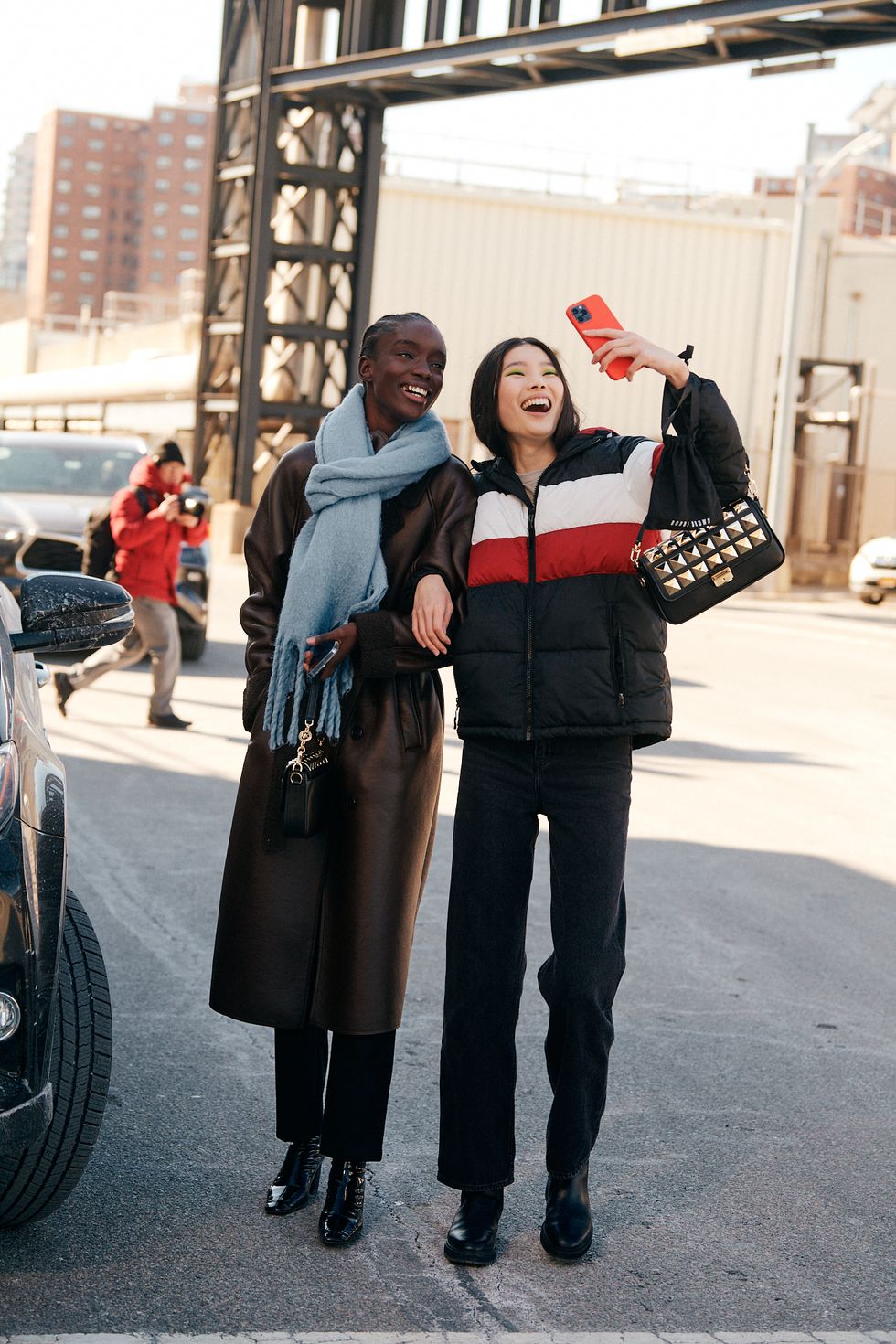 Street Style NYFW Fall-Winter 2022 - See the Hottest Street Style at New  York Fashion Week