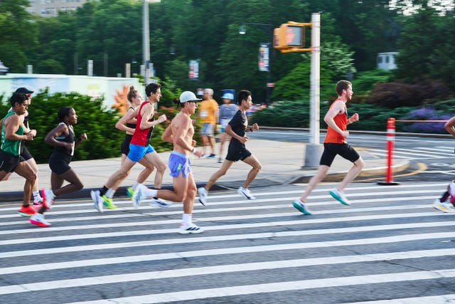 race image library from the 2025 brooklyn half marathon. photographer trevor raab (staff)